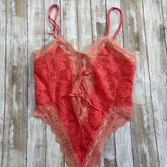 VTG Victorias Secret Gold Label Bodysuit Teddy Sm Peach Lace  Bows Coquette Sexy - Picture 10 of 13